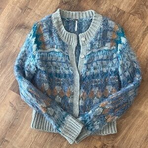 Free people sweater